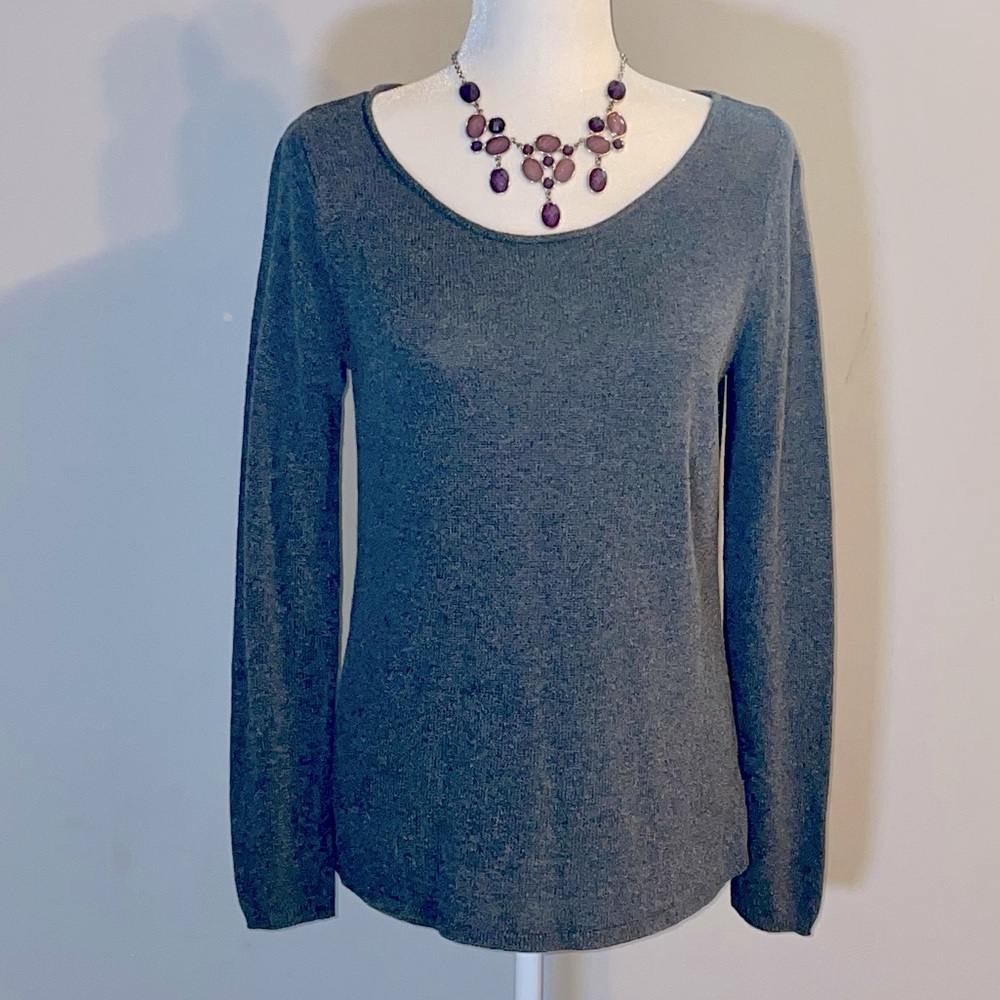 Old Navy Sweater